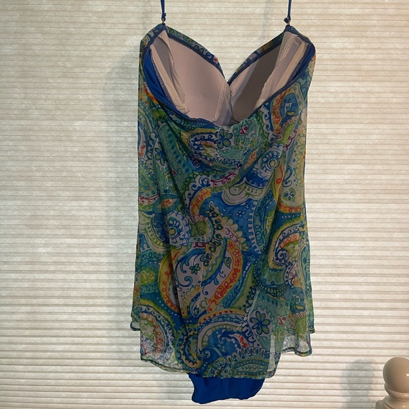 EUC Women’s Lauren size 14 bathing suit - Picture 2 of 5